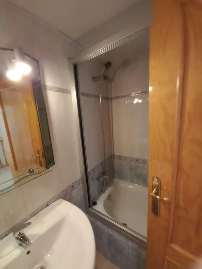Baño de Casa adosada en venta en Águilas con Aire acondicionado, Calefacción y Trastero