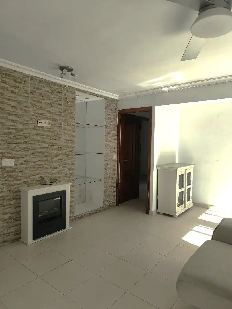 Flat for sale in Sevilla  with Air Conditioner, Heating and Balcony