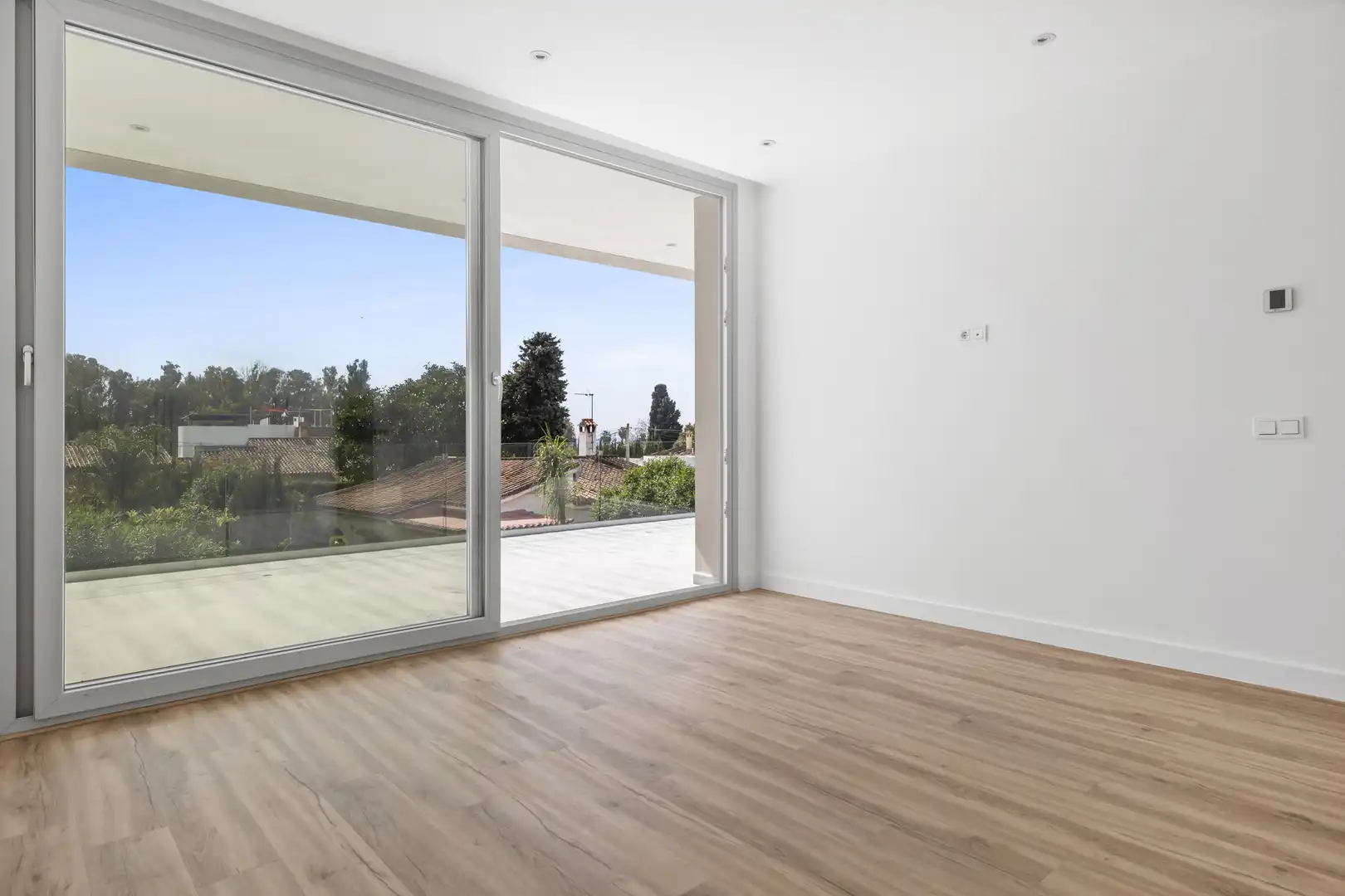 Habitación de Casa o chalet en venta en Marbella con Aire acondicionado, Jardín privado y Terraza