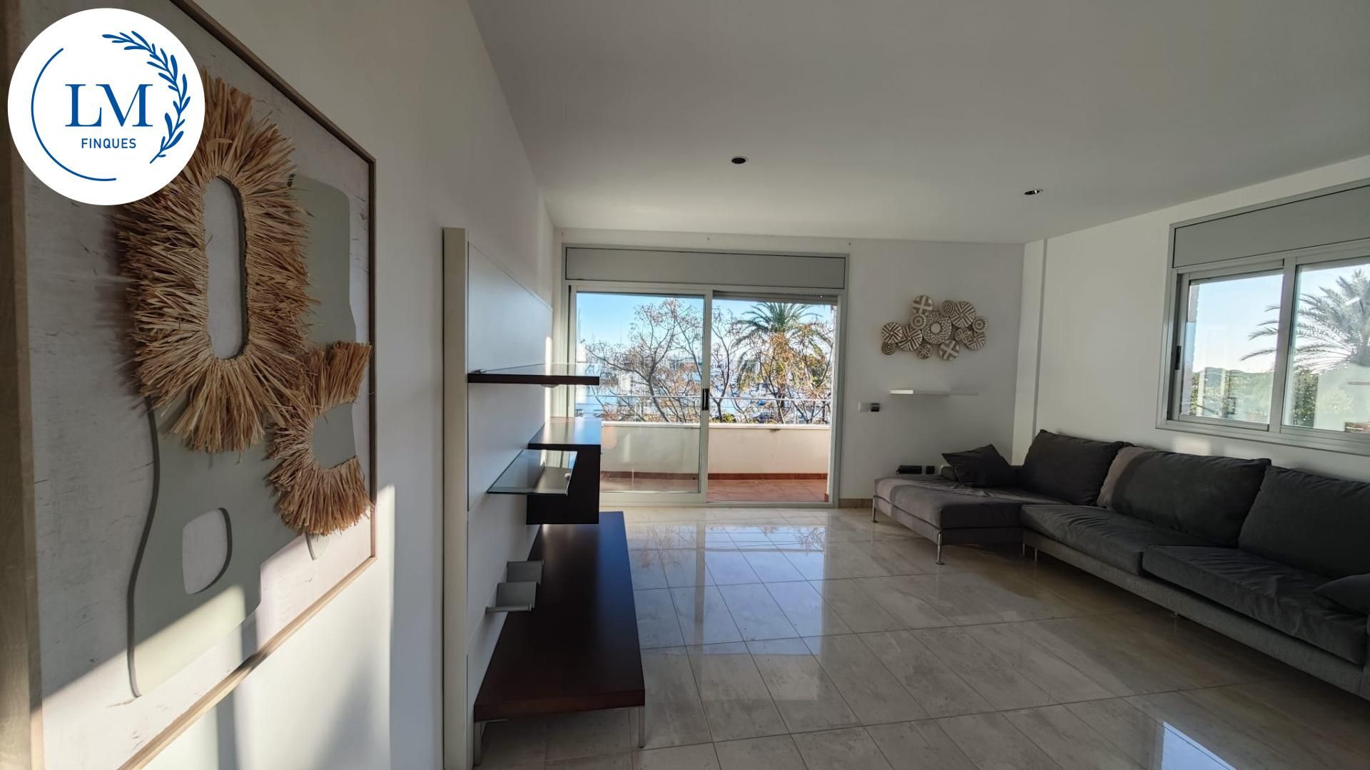 Living room of Flat to rent in Vilanova i la Geltrú  with Air Conditioner, Heating and Balcony