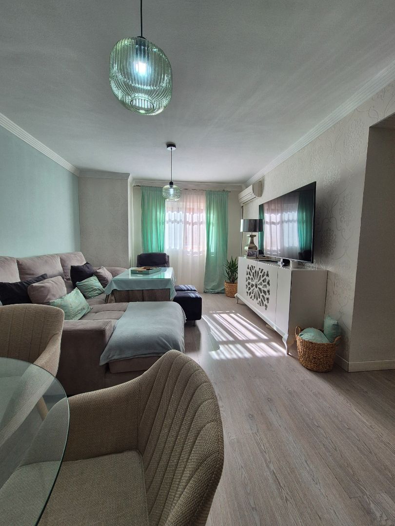 Living room of Flat for sale in  Córdoba Capital  with Air Conditioner, Heating and Oven