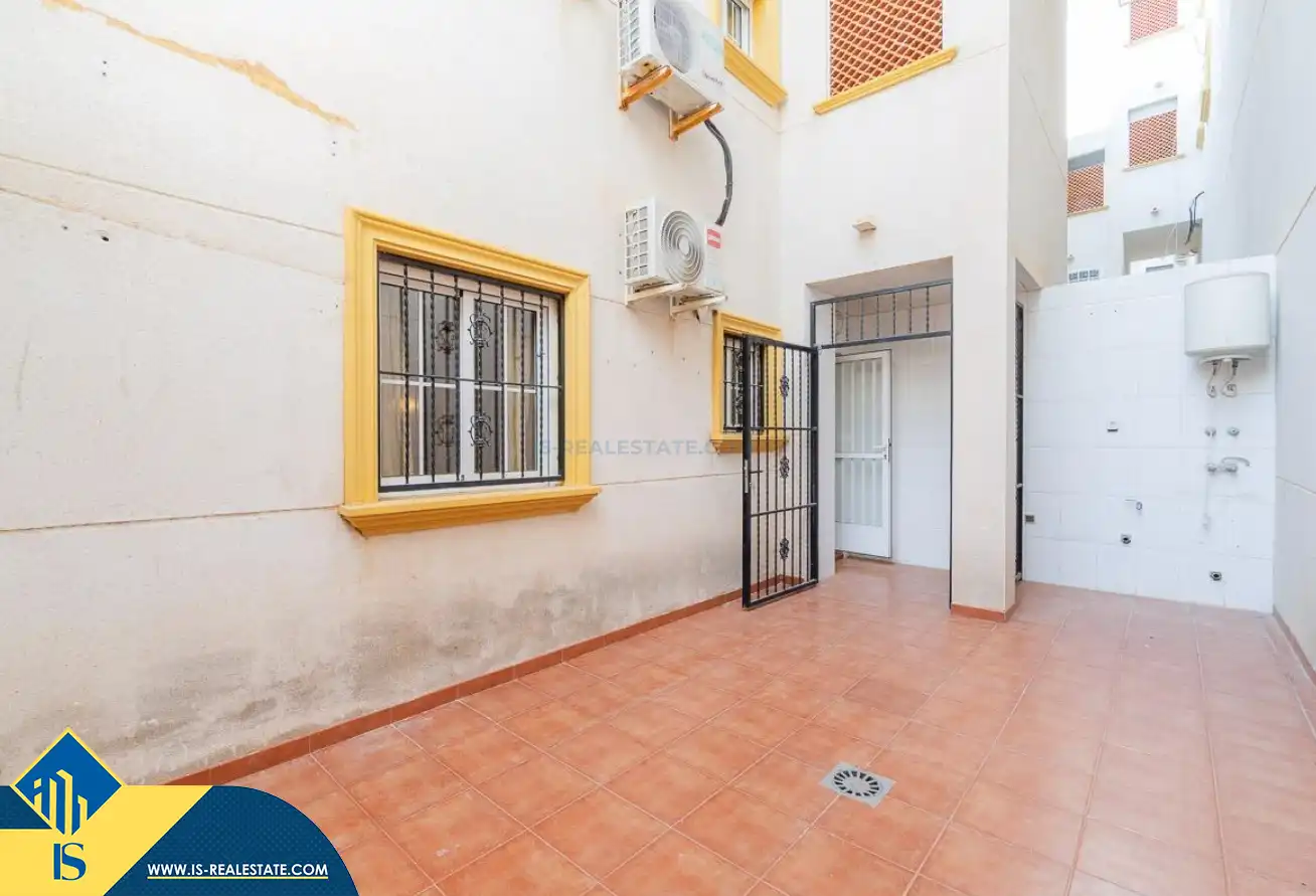 Terraza de Apartamento en venta en Orihuela con Aire acondicionado, Calefacción y Jardín privado