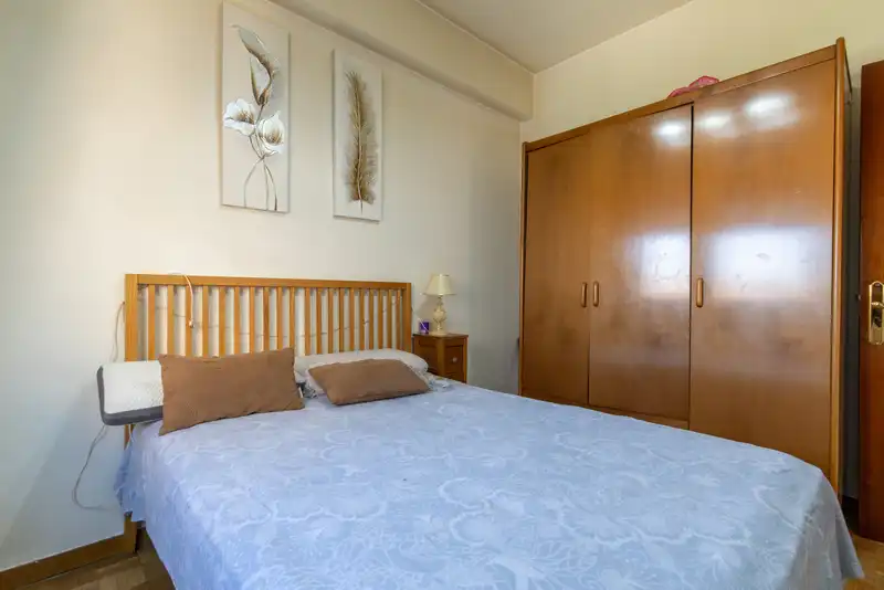 Bedroom of Flat for sale in Madrid  with Air Conditioner, Heating and Terrace