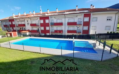 Swimming pool of Flat for sale in Ramales de la Victoria