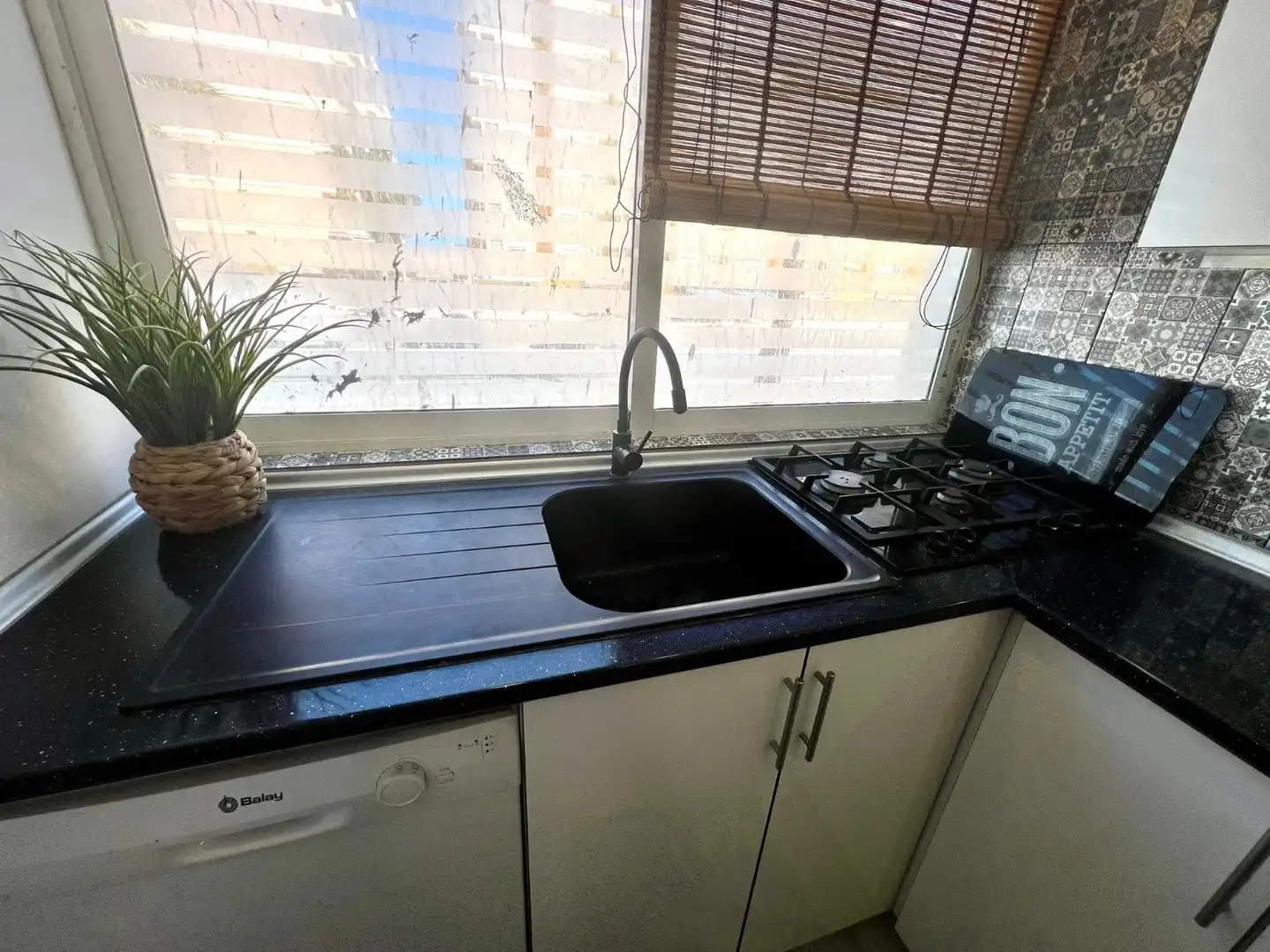 Cocina de Apartamento en venta en La Manga del Mar Menor con Aire acondicionado, Calefacción y Terraza
