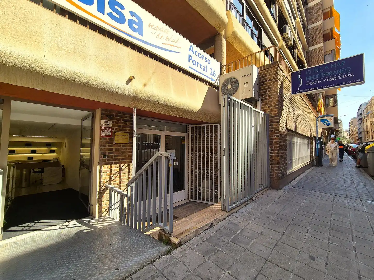 Local comercial en traspaso en Calle del Pintor Cabrera, imagen 3