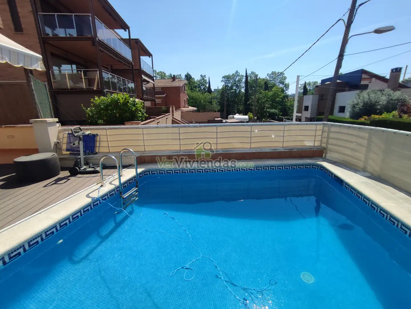 Piscina de Casa o xalet en venda en Cerdanyola del Vallès amb Aire condicionat, Calefacció i Jardí privat