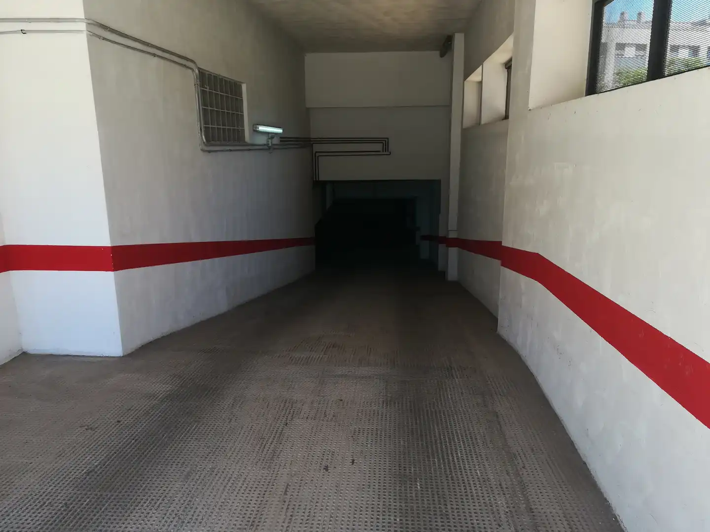 Parking with lift for sale in Joaquin Garcia Girona, imagen 12