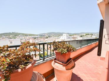 Piso con balcón en venta en Ponent