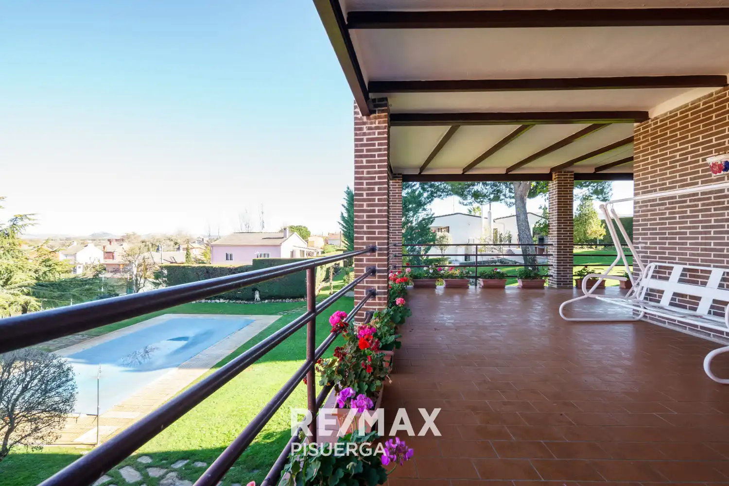 Terrassa de Casa o xalet en venda en Tudela de Duero amb Calefacció, Jardí privat i Terrassa