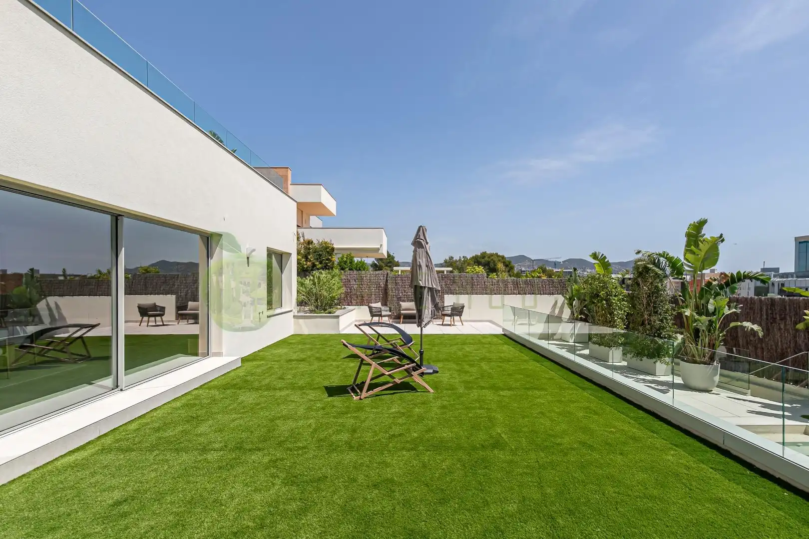 Casa amb piscina en venda a Carrer de Margarida Xirgu, imagen 13