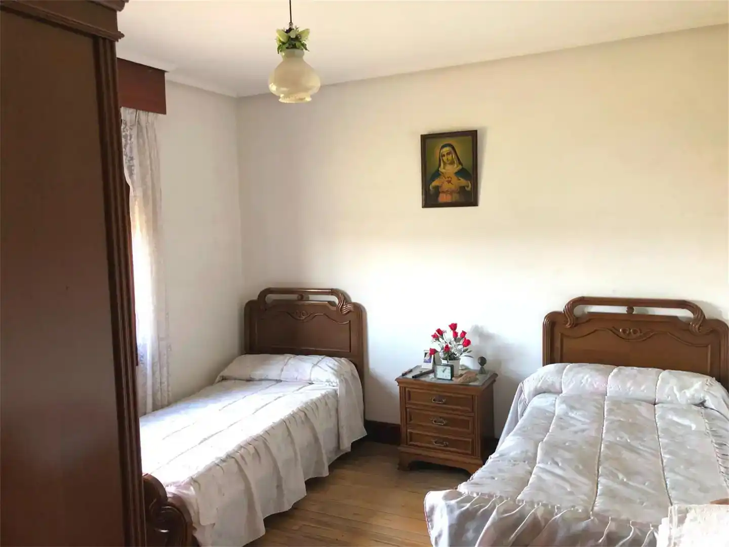 Schlafzimmer von Country house zum Verkauf in Erandio