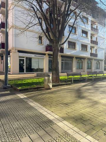 Local comercial en Alquiler en Las Arenas