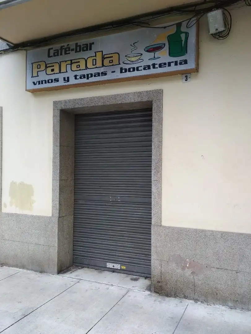 Vista exterior de Local en venda en Vilagarcía de Arousa