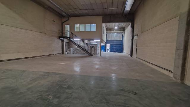 Local comercial en Venta en C. Lanzarote en Polígono Industrial Norte