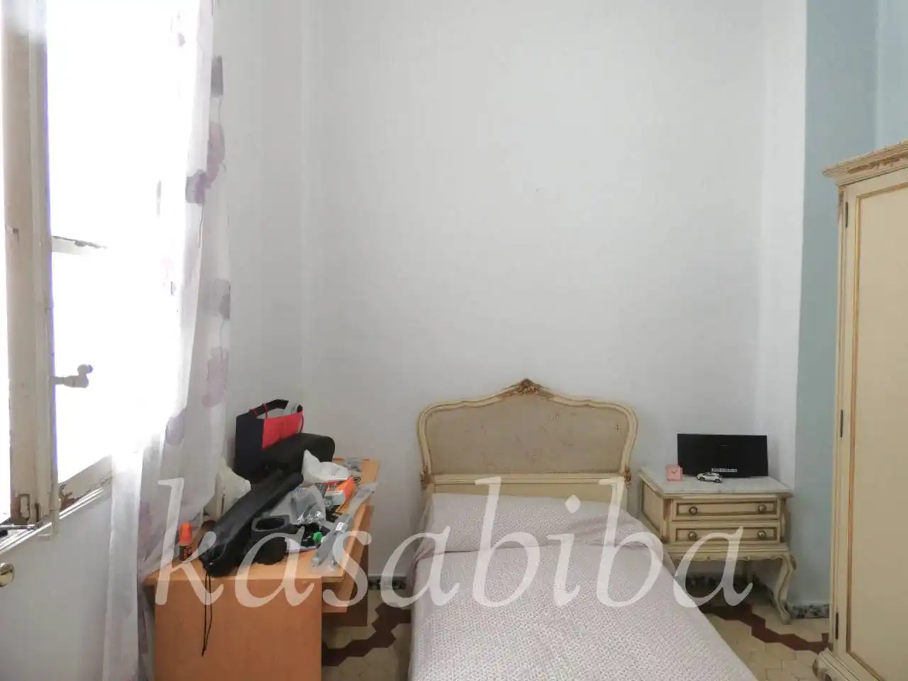 Bedroom of Flat for sale in Valencia  with Air Conditioner and Balcony