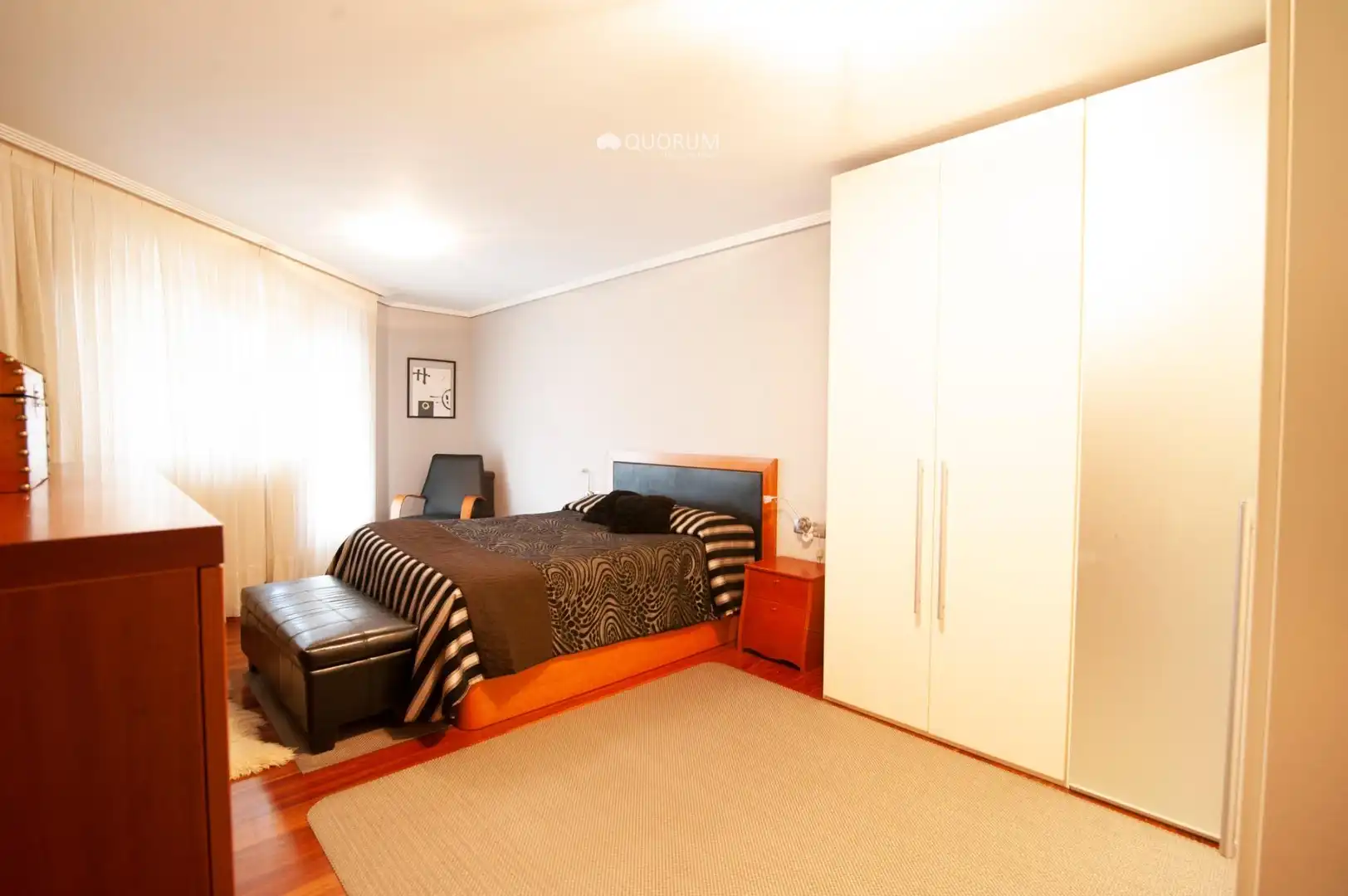 Habitación de Ático en venta en Ugao- Miraballes con Calefacción, Terraza y Trastero