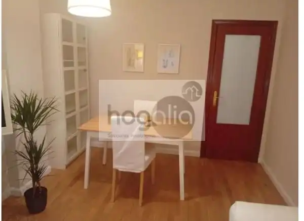 Flat for rent in El Cano - Los Bermejales