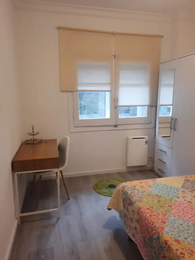 Habitación de Piso de alquiler en Zaragoza con Calefacción, Amueblado y Horno
