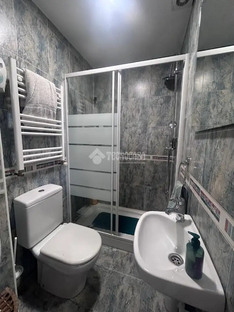 Baño de Piso en venta en Valdemoro con Aire acondicionado y Calefacción