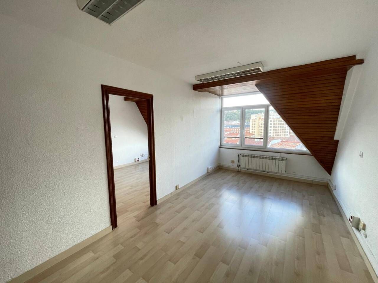Office to rent in Burgos Capital  with Heating