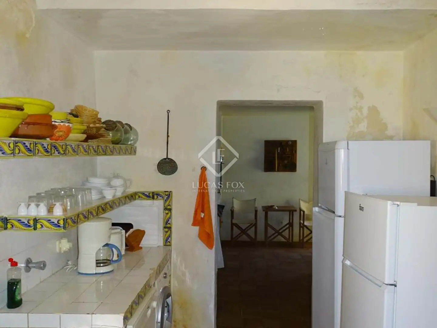 Country homes for sale in Cala Blanca
