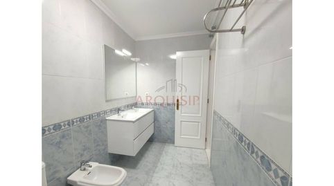 Photo 3 of Flat for sale in O Milladoiro, Ames