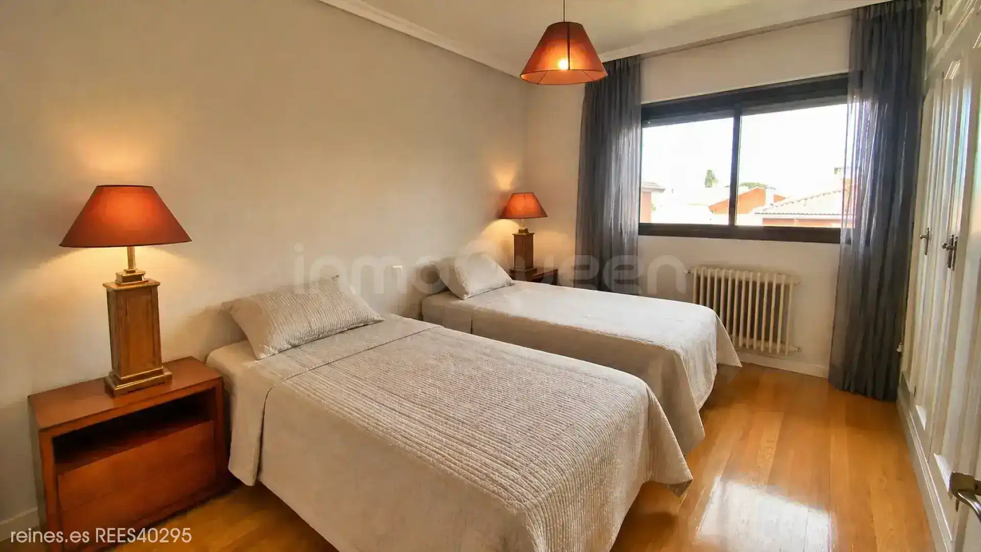 Bedroom of Houses for sale in Madrid  with Heating, Private garden and Terrace