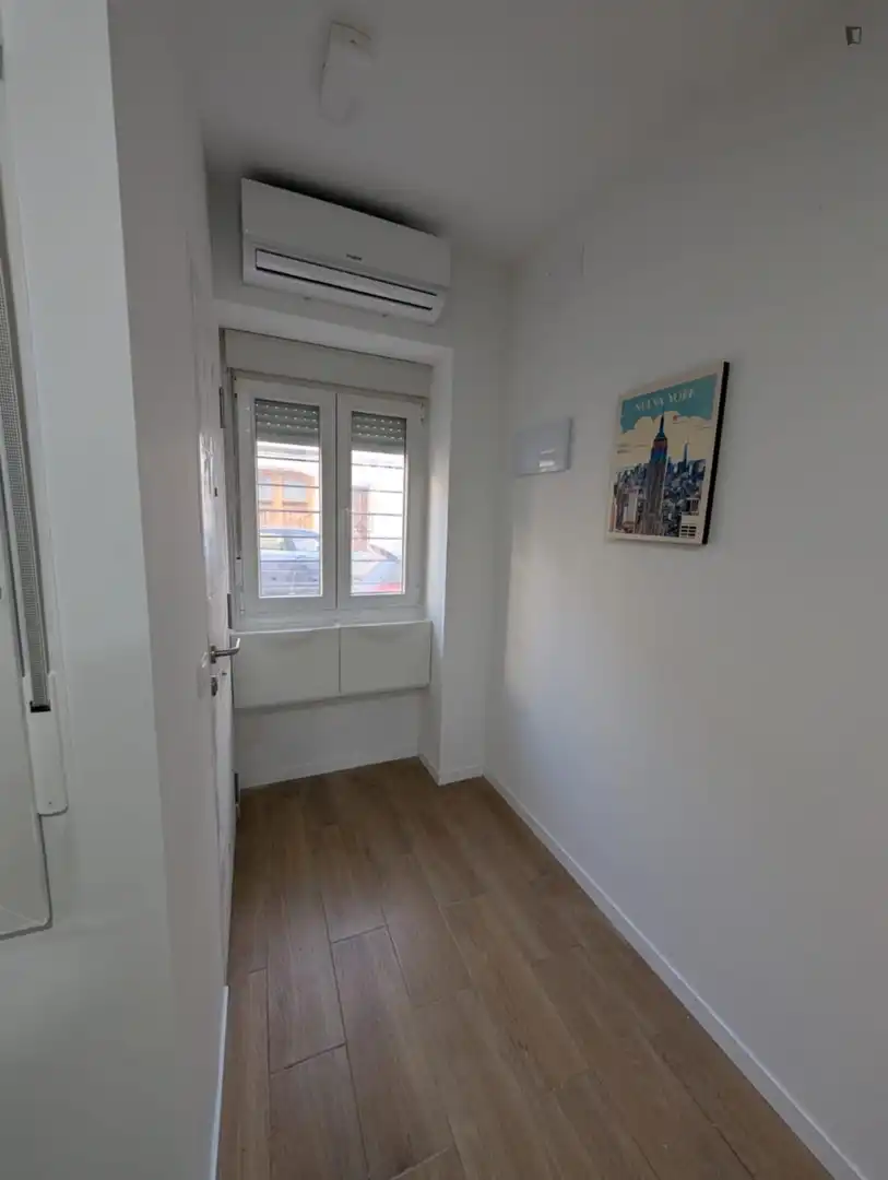 Wohnung zur Miete in Burjassot mit Klimaanlage, Möbliert und Mikrowelle