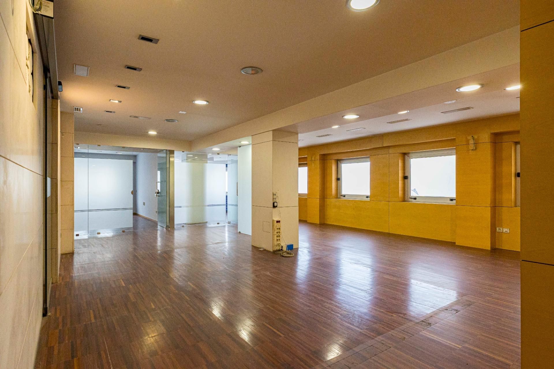 Office for sale in Santa María de Gracia