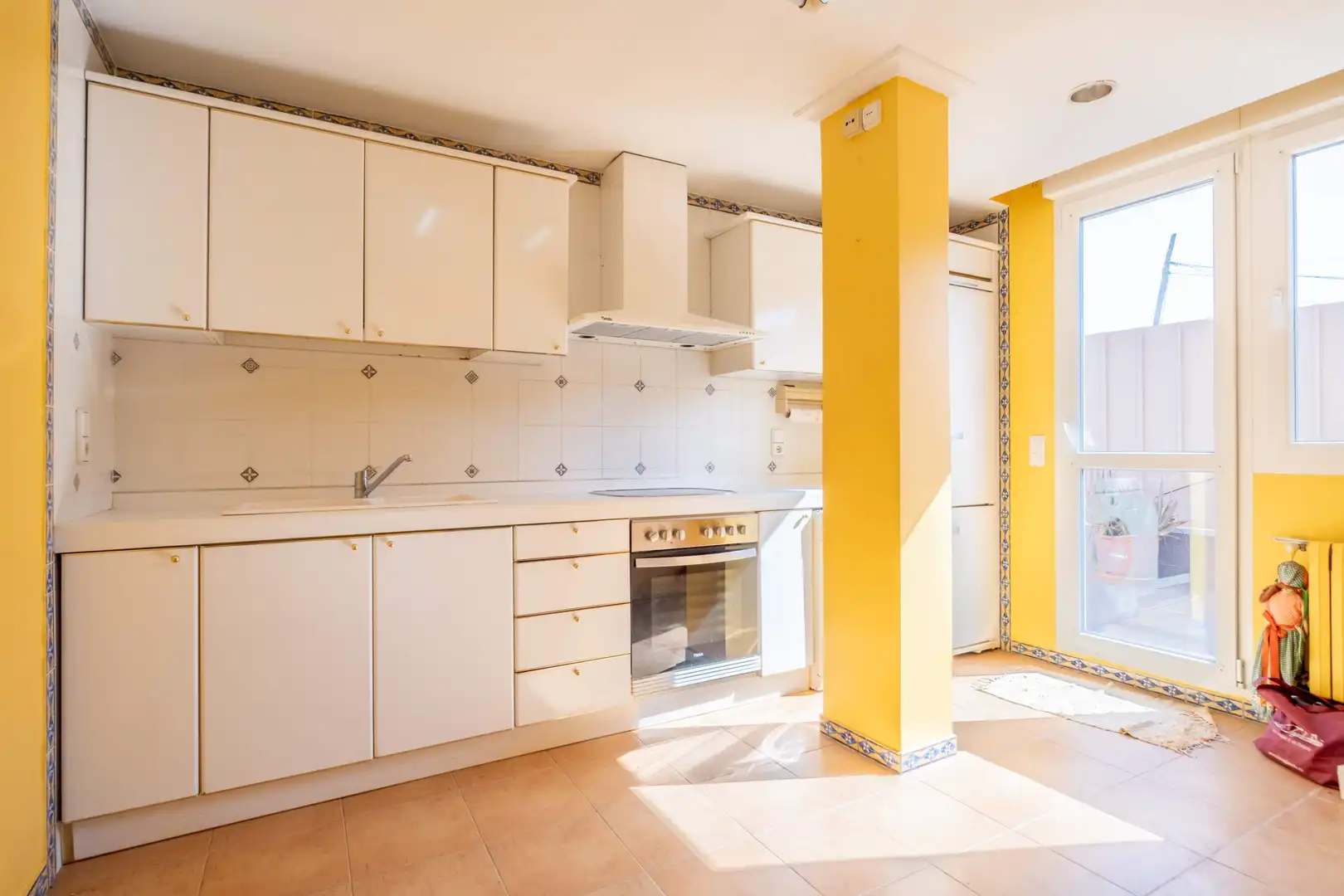 Cocina de Casa o chalet en venta en Zaragoza con Calefacción, Jardín privado y Terraza
