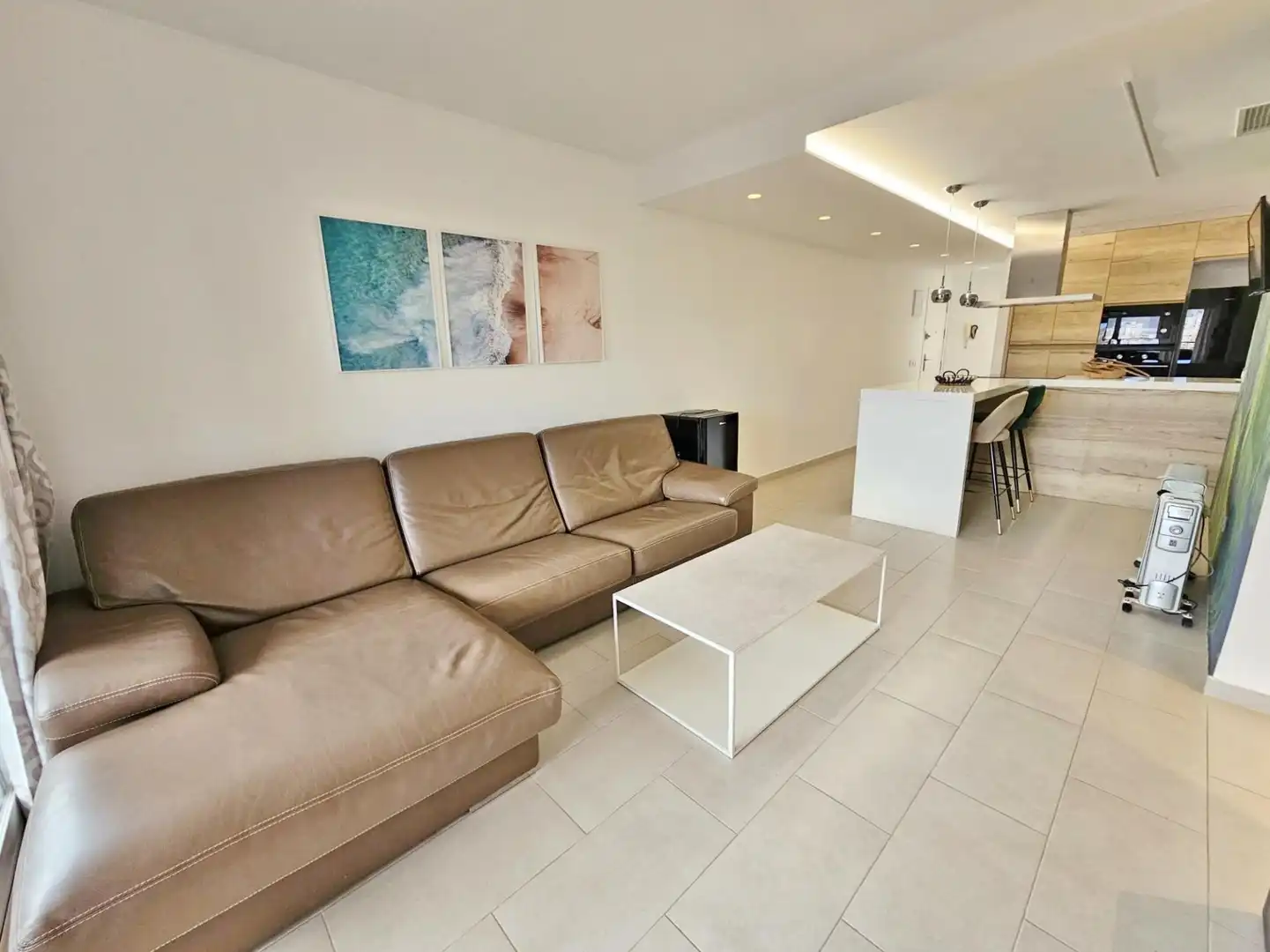 Living room of Flat for sale in El Campello  with Air Conditioner, Terrace and Storage room