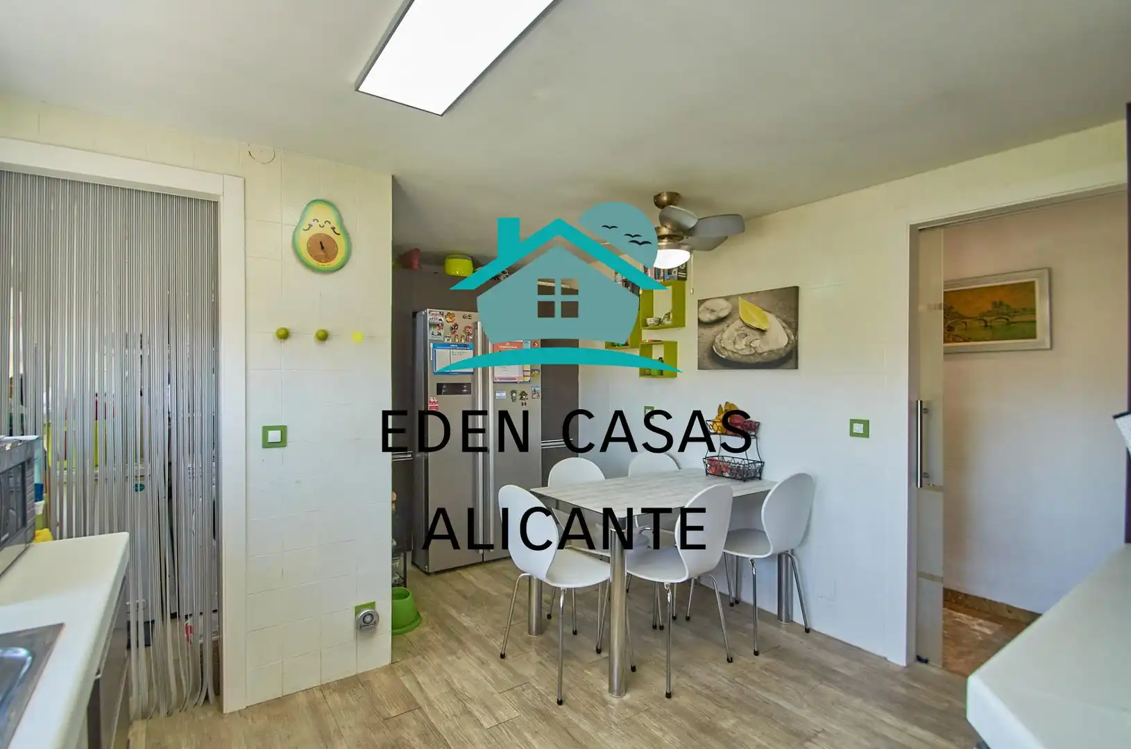 Küche von Wohnungen zum Verkauf in Alicante / Alacant mit Klimaanlage, Heizung und Privatgarten
