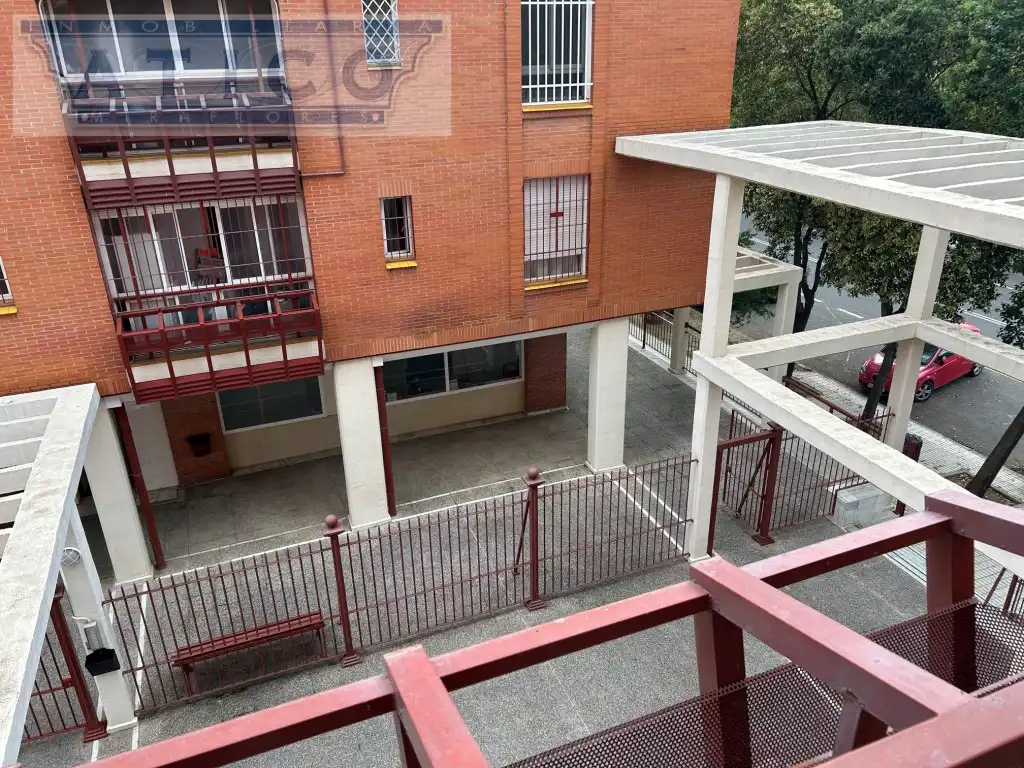 Terrassa de Pis en venda en Sevilla