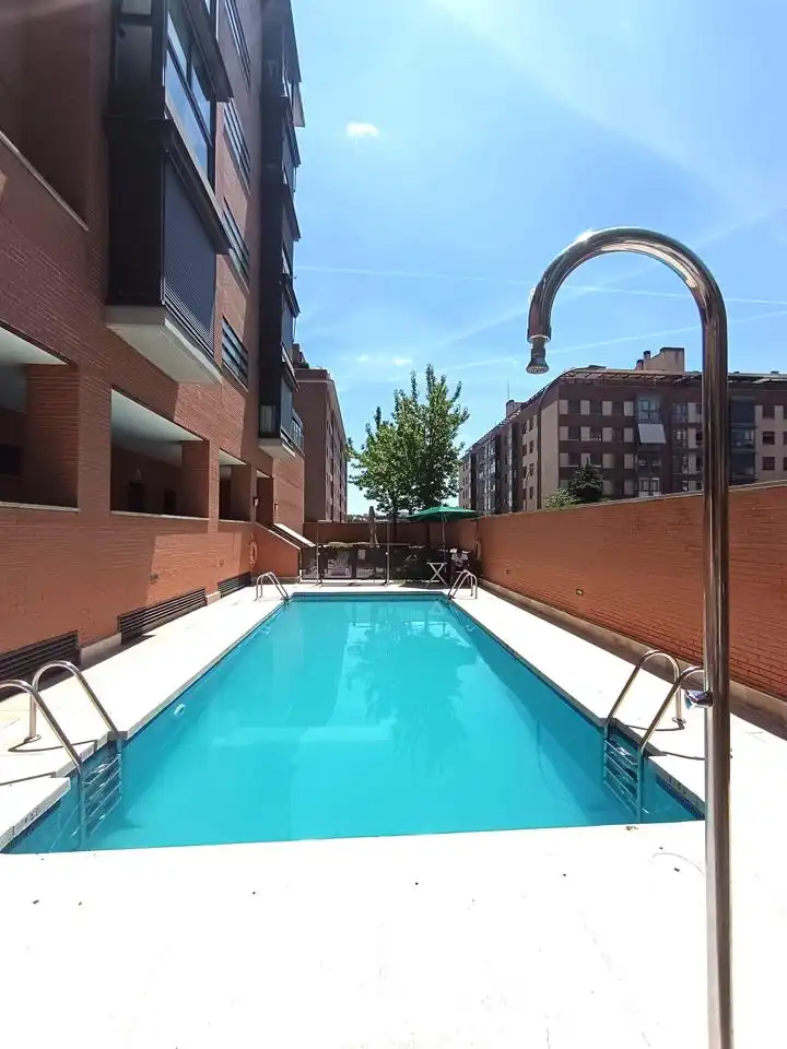 Piso de alquiler en De Diego Hurtado De Mendoza, Sanchinarro