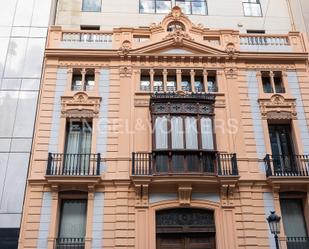 Vista exterior de Apartament de lloguer en  Valencia Capital amb Aire condicionat, Calefacció i Balcó