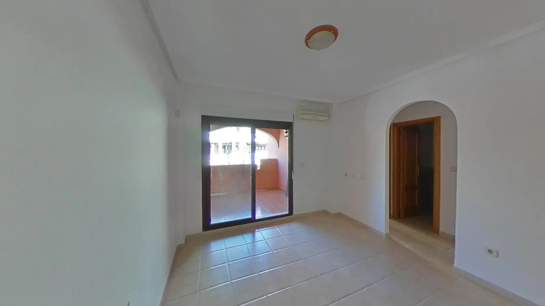 Piso en venta en Torrevieja con Piscina