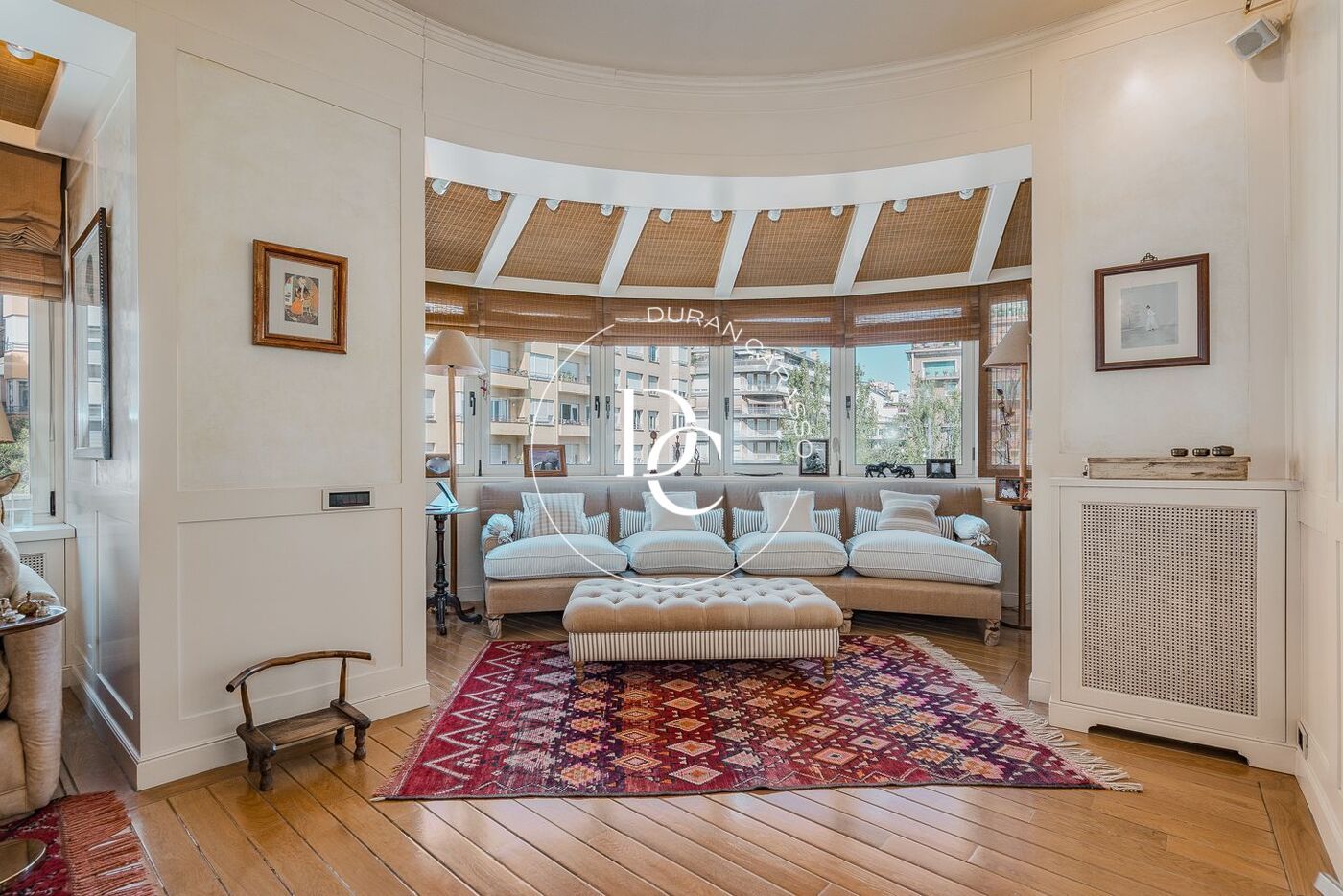 Living room of Flat for sale in  Barcelona Capital  with Air Conditioner and Heating