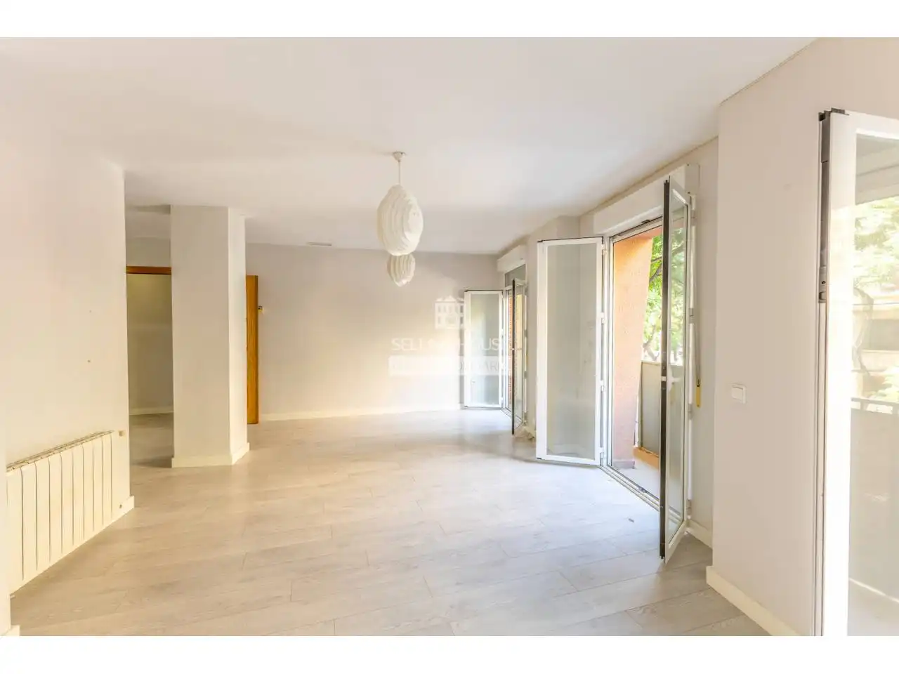 Exterior view of Flat for sale in Valencia  with Heating, Parquet flooring and Balcony