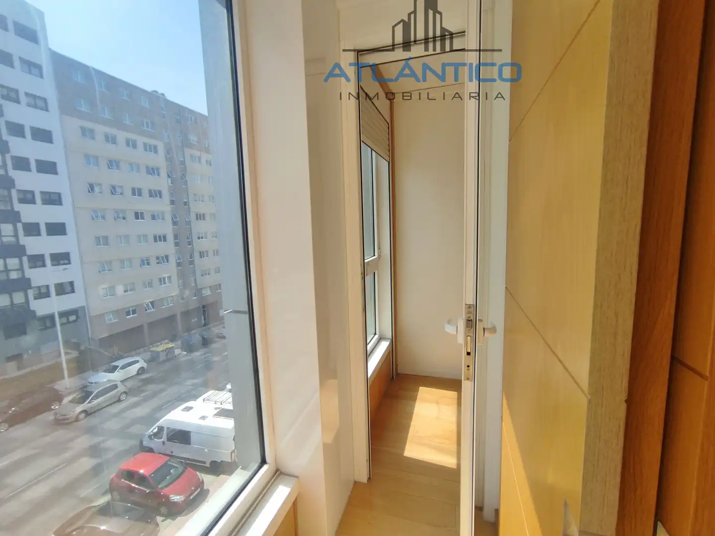 Piso en venta en A Coruña Capital  con Calefacción, Trastero y Horno