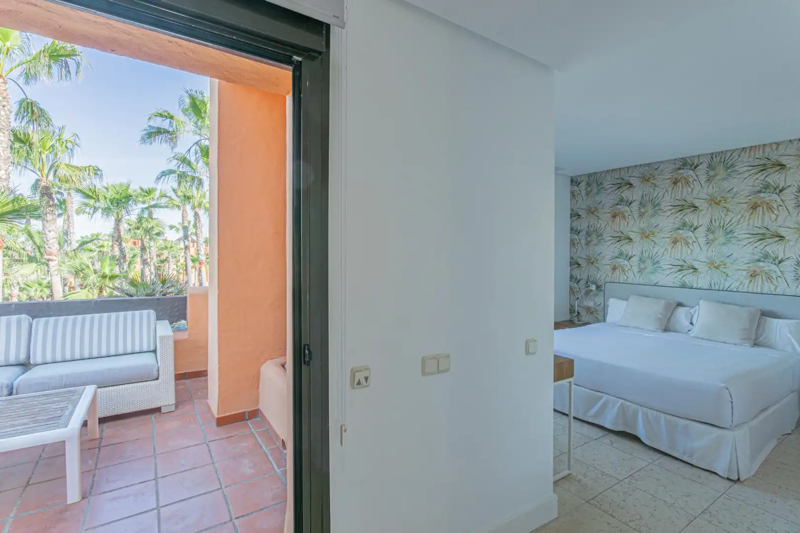 Dormitori de Apartament en venda en Chiclana de la Frontera amb Piscina comunitària
