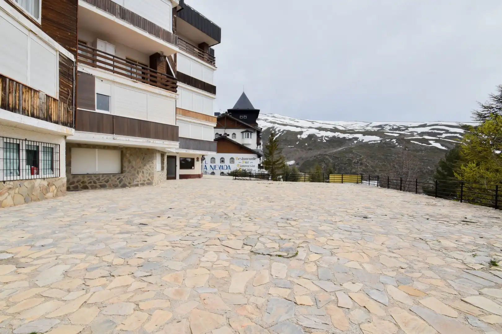 Vista exterior de Piso en venta en Sierra Nevada con Calefacción, Terraza y Amueblado