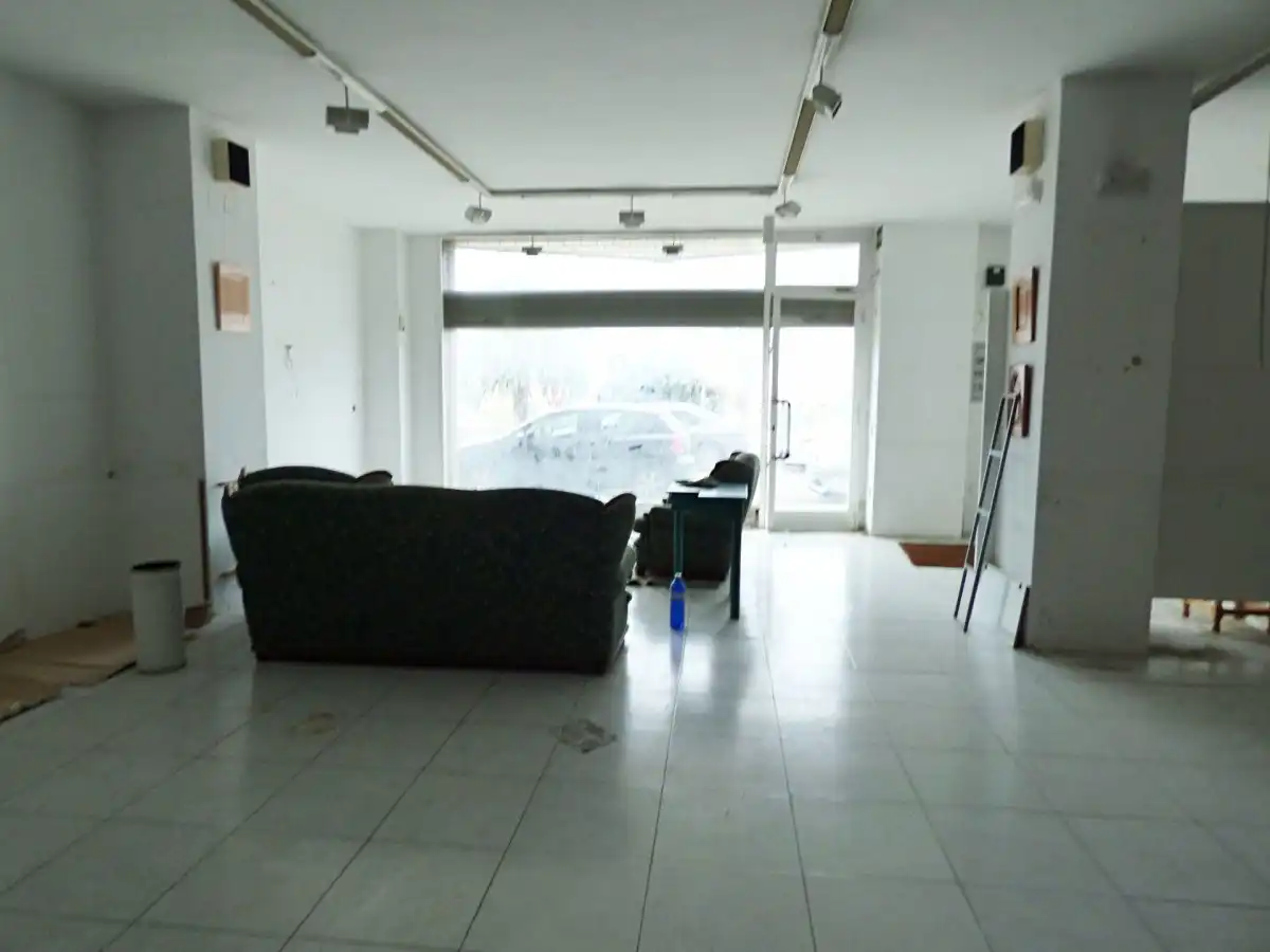 Locale commerciale in vendita a Avenida de Camilo Alonso Vega, imagen 15