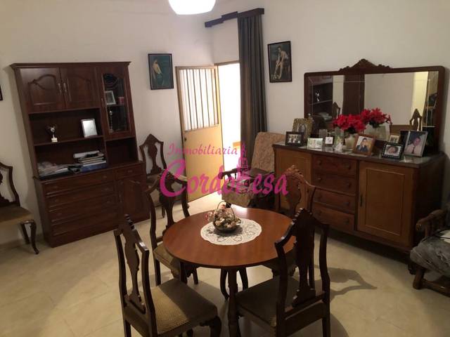 Casa-chalet en Venta en Alcolea