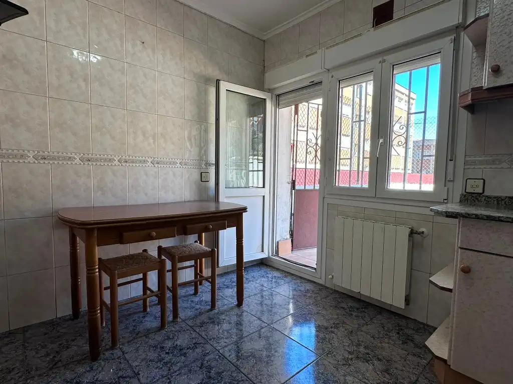 Kitchen of Flat for sale in Gijón   with Heating, Terrace and Furnished