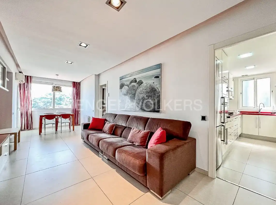 Sala de estar de Ático en venta en Barcelona con Aire acondicionado, Calefacción y Amueblado
