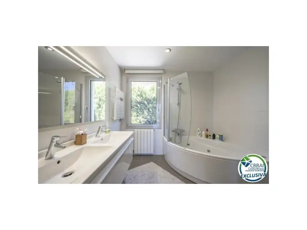 Detached house with pool for sale in Carrer d'Alemanya 74, imagen 26