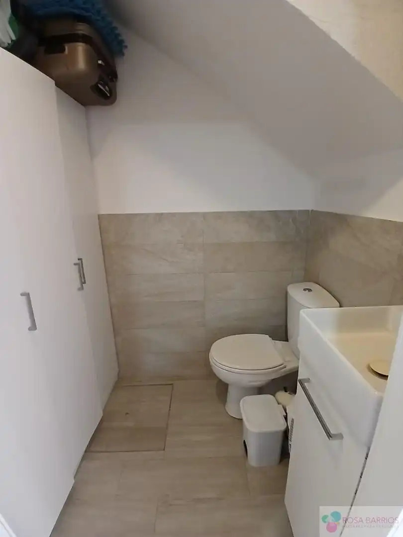 Baño de Piso en venta en Casares con Aire acondicionado, Terraza y Piscina comunitaria