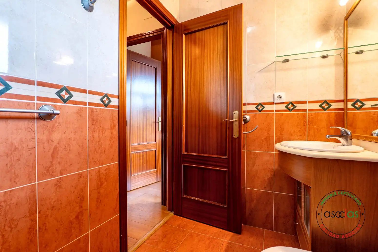Bathroom of Detached homes for sale in Gijón   with Heating, Private garden and Parquet flooring