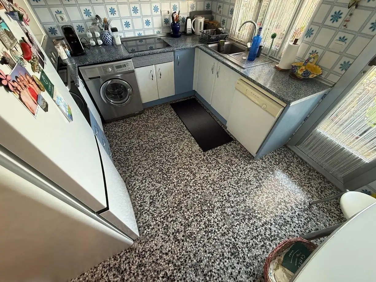 Piso con balcón en venta en Alberic, imagen 2